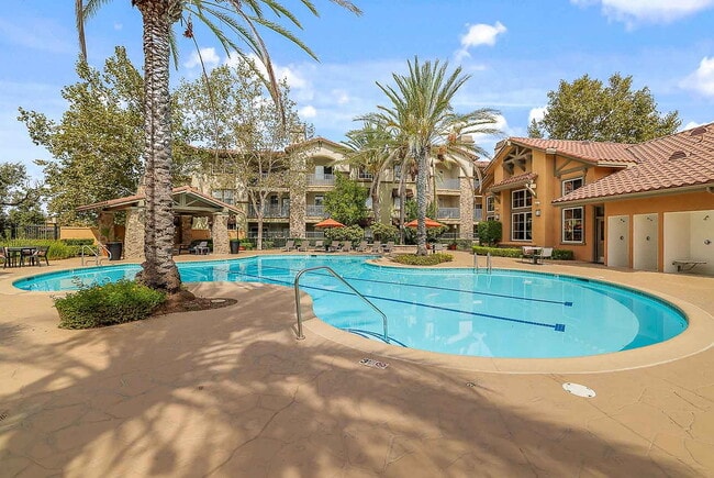The Fairways at Westridge in Valencia, CA - Building Photo - Building Photo