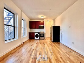 720 Degraw St in Brooklyn, NY - Building Photo
