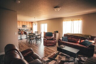 6713 Pearsoll St in Colorado Springs, CO - Building Photo - Building Photo