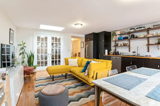 649 DeKalb Ave in Brooklyn, NY - Building Photo - Building Photo