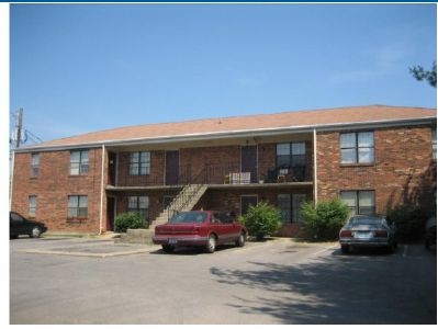 Pleasant Hills Apartments in Elizabethtown, KY - Building Photo - Building Photo