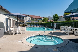 Soldano Senior Village in Azusa, CA - Foto de edificio - Building Photo