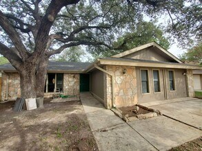 3051 Heidi St in San Antonio, TX - Building Photo - Building Photo
