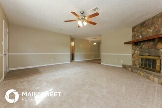980 Leeward Ln in Jonesboro, GA - Building Photo - Building Photo