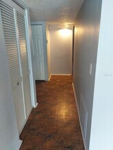 744 116th Ave N in St. Petersburg, FL - Building Photo - Building Photo