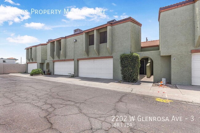 property at 2202 W Glenrosa Ave