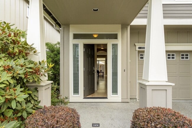 17175 SW Berkeley Ln in Beaverton, OR - Building Photo - Building Photo
