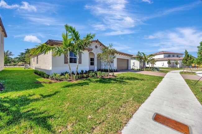 2948 SE 23rd Ave in Homestead, FL - Building Photo - Building Photo
