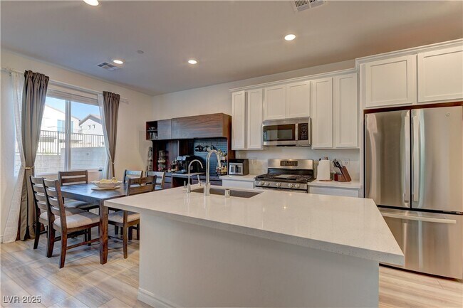 property at 8827 Roadrunner Ravine St