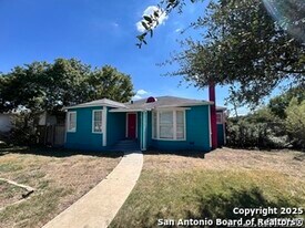 816 Shadwell Dr in San Antonio, TX - Building Photo