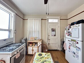 3718 N Magnolia Ave, Unit 3 in Chicago, IL - Foto de edificio - Building Photo