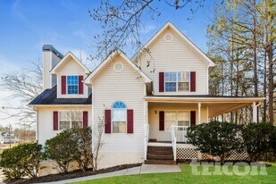 200 River Walk in Douglasville, GA - Building Photo