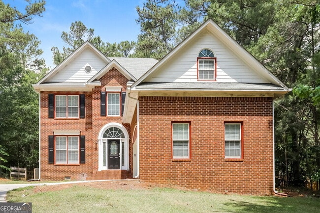 property at 3073 Essex Dr