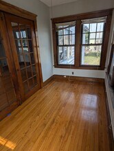 215 Peck Ave, Unit 2 in West Haven, CT - Foto de edificio - Building Photo
