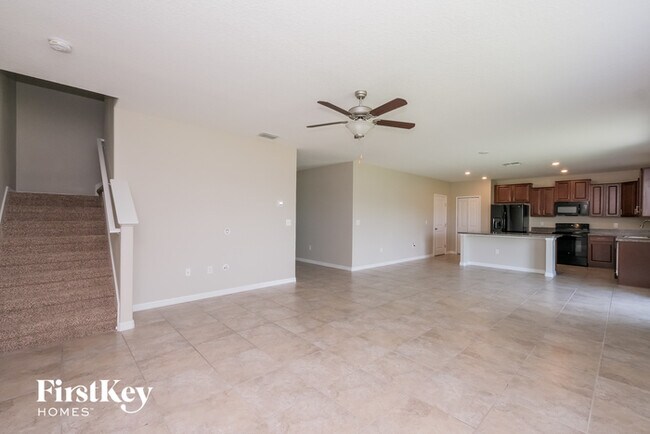 6805 Trent Creek Dr in Ruskin, FL - Building Photo - Building Photo
