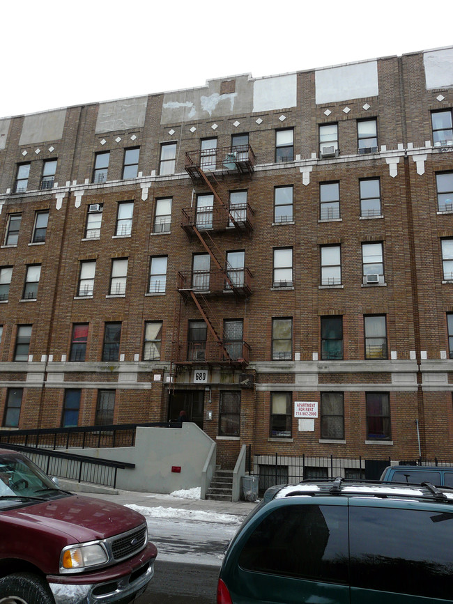 680 Beck St in Bronx, NY - Building Photo - Building Photo