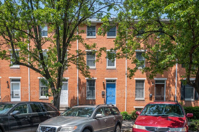 property at 2110 E Fairmount Ave