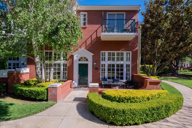 property at 2443 Swanfield Ct