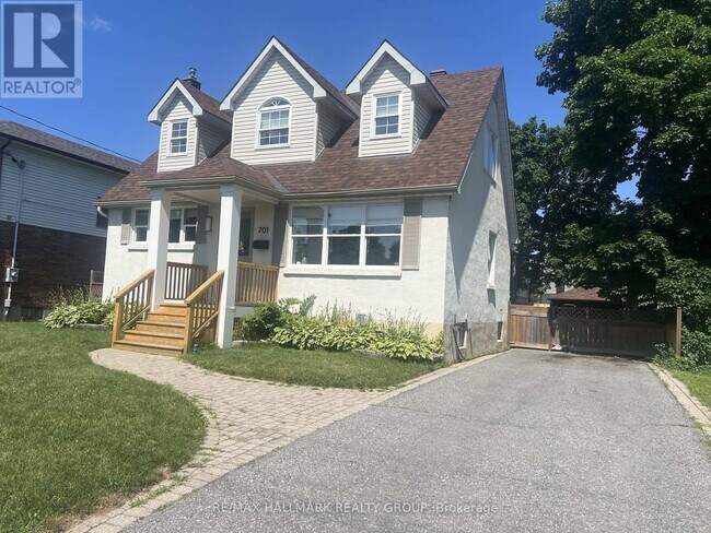 property at 701 Cole Ave S