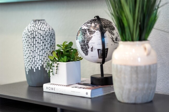 10332 Rainbow Cove Ln