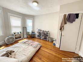 42 Sudan St, Unit 1 in Boston, MA - Building Photo - Building Photo