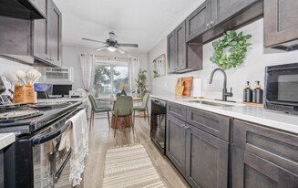 Heather Glen Townhomes in Columbus, OH - Building Photo