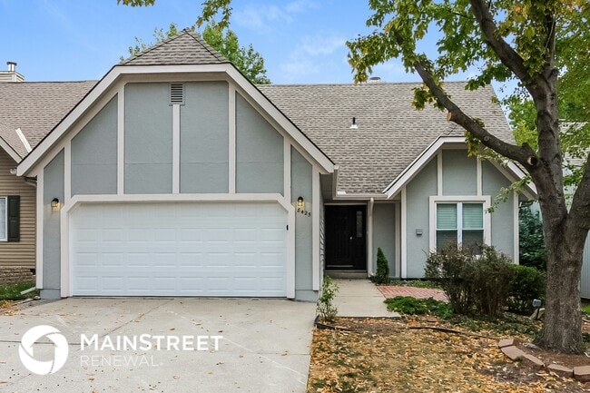 property at 8425 N Chatham Ave