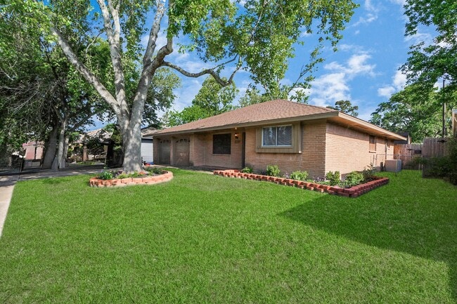 730 Columbia Ln