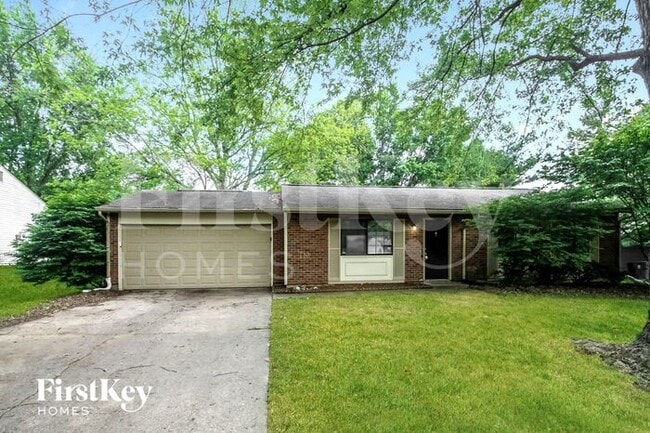 property at 819 Moss Oak Ct