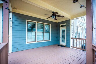 2288 Oakview Rd NE in Atlanta, GA - Building Photo - Building Photo