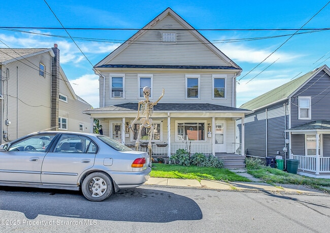 property at 19 W Bergh St