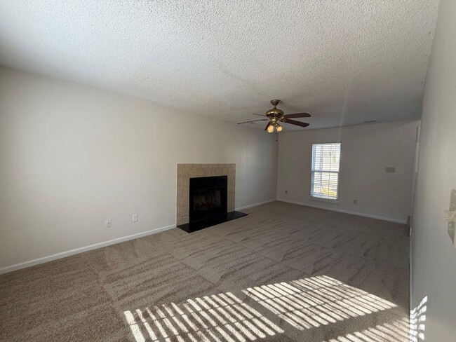 2636 Idlebrook Cir in Jacksonville, NC - Building Photo - Building Photo