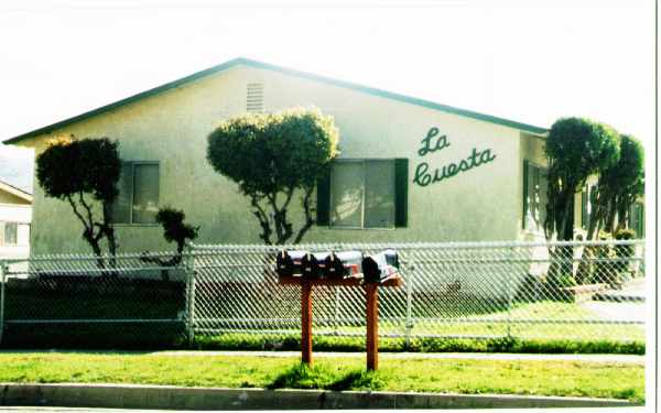 La Cuesta in Colton, CA - Building Photo