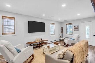 406 18th Ave in Belmar, NJ - Building Photo - Building Photo
