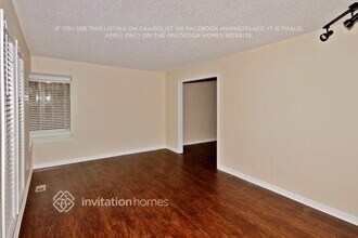 326 Homestead Cir NW in Kennesaw, GA - Building Photo - Building Photo