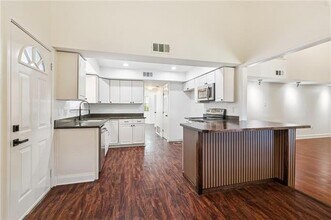 3816 Riverland Dr in Chalmette, LA - Building Photo - Building Photo