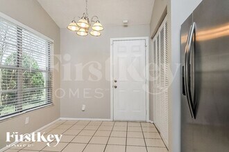 1807 Greenwood Valley Dr in Plant City, FL - Building Photo - Building Photo