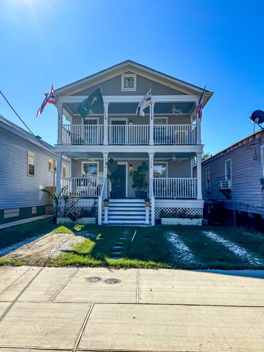 3616 Banks St in New Orleans, LA - Building Photo