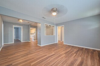 6527 Kernel St in Houston, TX - Building Photo - Building Photo