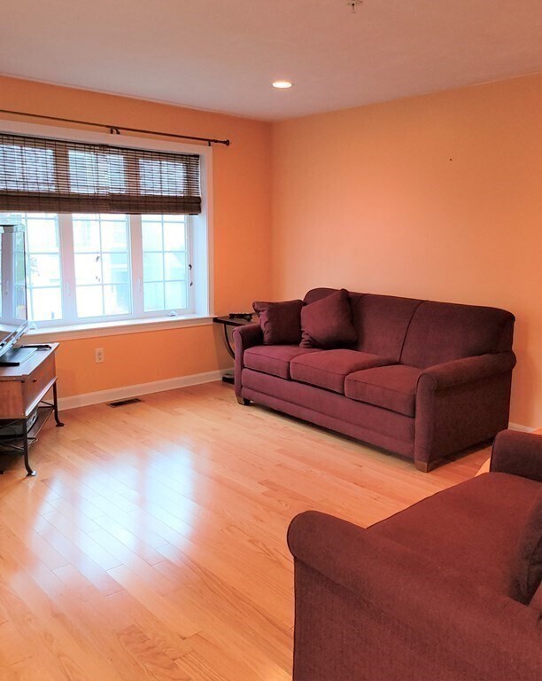 100 Nutting Rd in Westford, MA - Building Photo - Building Photo
