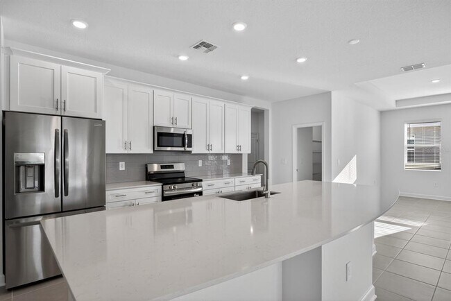 2919 Believe in Yourself Ct in Clermont, FL - Building Photo - Building Photo