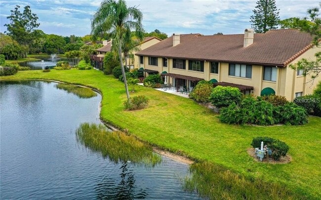 5652 Ashton Lake Dr in Sarasota, FL - Building Photo - Building Photo