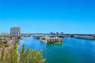 18151 NE 31st Ct, Unit 1709 in Aventura, FL - Building Photo - Building Photo