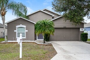 6881 Glenbrook Dr in Lakeland, FL - Building Photo