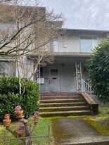 1156 10th Ave E, Unit 4