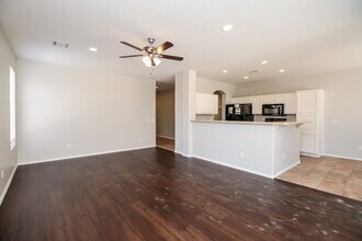 12750 W Merrell St in Avondale, AZ - Building Photo - Building Photo
