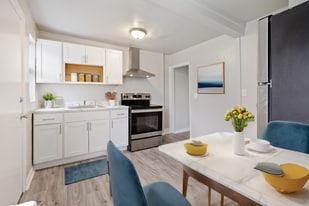 Foundry by the Park in Dundalk, MD - Building Photo