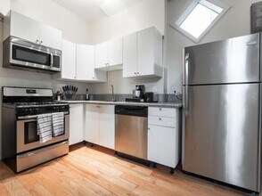 1608 Pleasant St in Cincinnati, OH - Foto de edificio - Building Photo