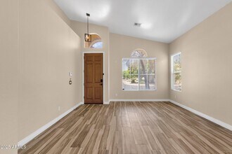 3261 W Ross Dr in Chandler, AZ - Building Photo - Building Photo