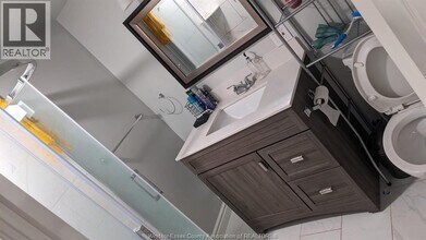 1374 Josephine Ave in Windsor, ON - Building Photo - Building Photo